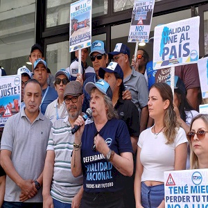 Aleñá: “El único miedo que nos tiene que paralizar es que nos dejen sin laburo y a nuestras familias sin comida”