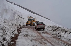 Dramático rescate a una familia atrapada en medio de la tormenta de nieve en el Paso de Agua Negra